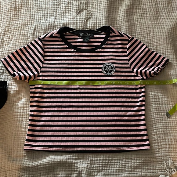 COPY - Blackcraft Cult Cropped Baby Tee XL EUC - Picture 9 of 10
